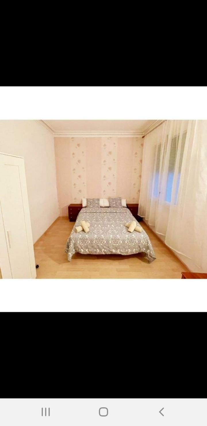 Barcelona Centric Hostel Bagian luar foto